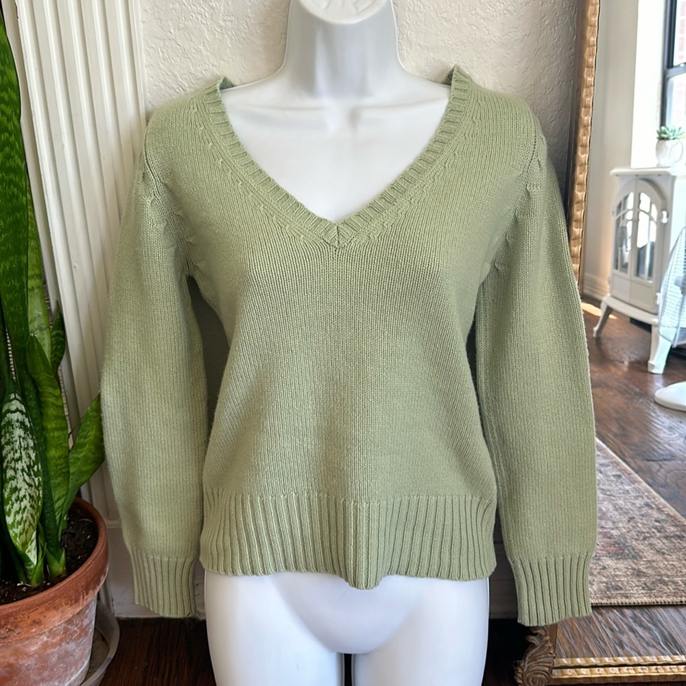 Neiman Marcus Cashmere Sweater